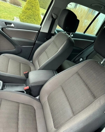 Volkswagen Tiguan cena 46900 przebieg: 229112, rok produkcji 2011 z Drobin małe 379